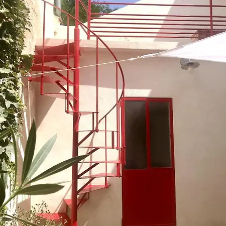 Holiday home Bougainvillier *