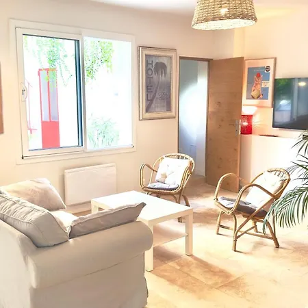 Holiday home Bougainvillier Avignon